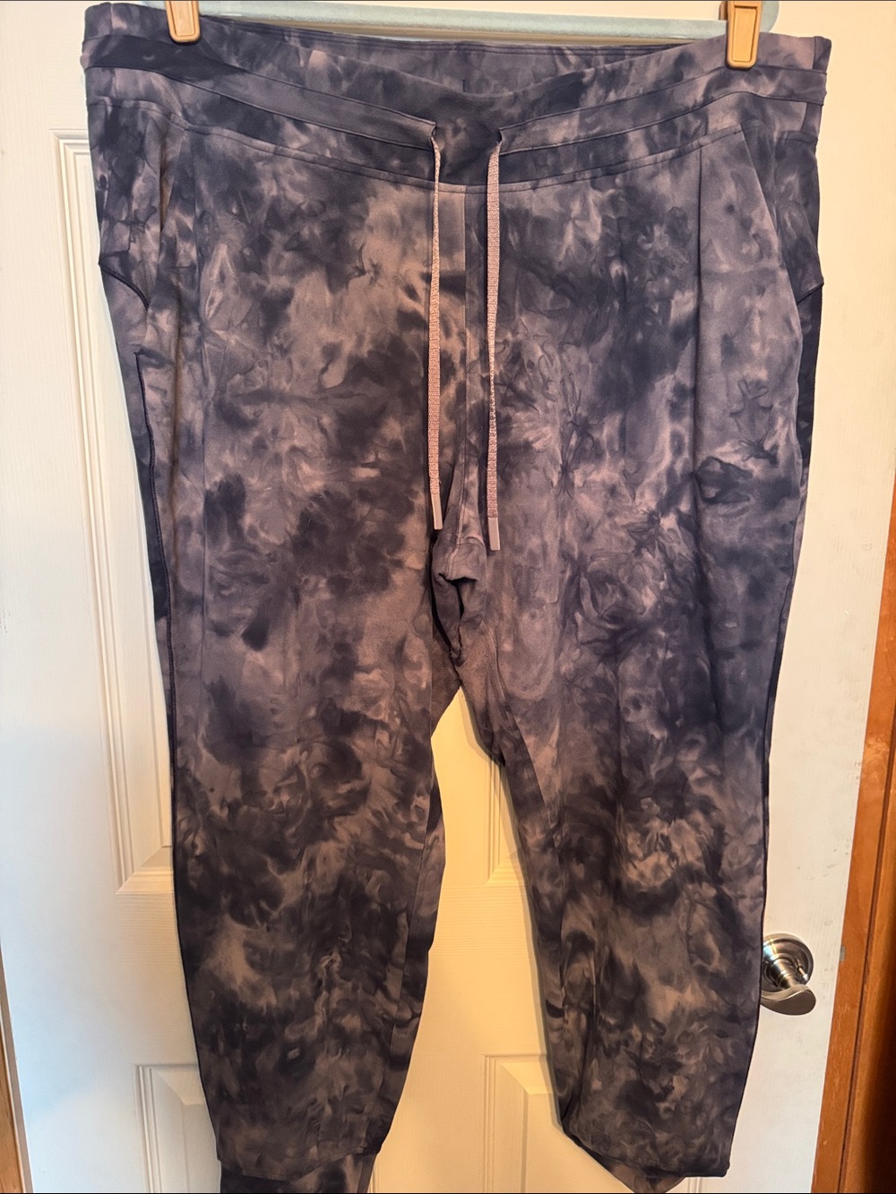 Lululemon Tie-Dye Jogger Pants in Charcoal Gray & Lavender